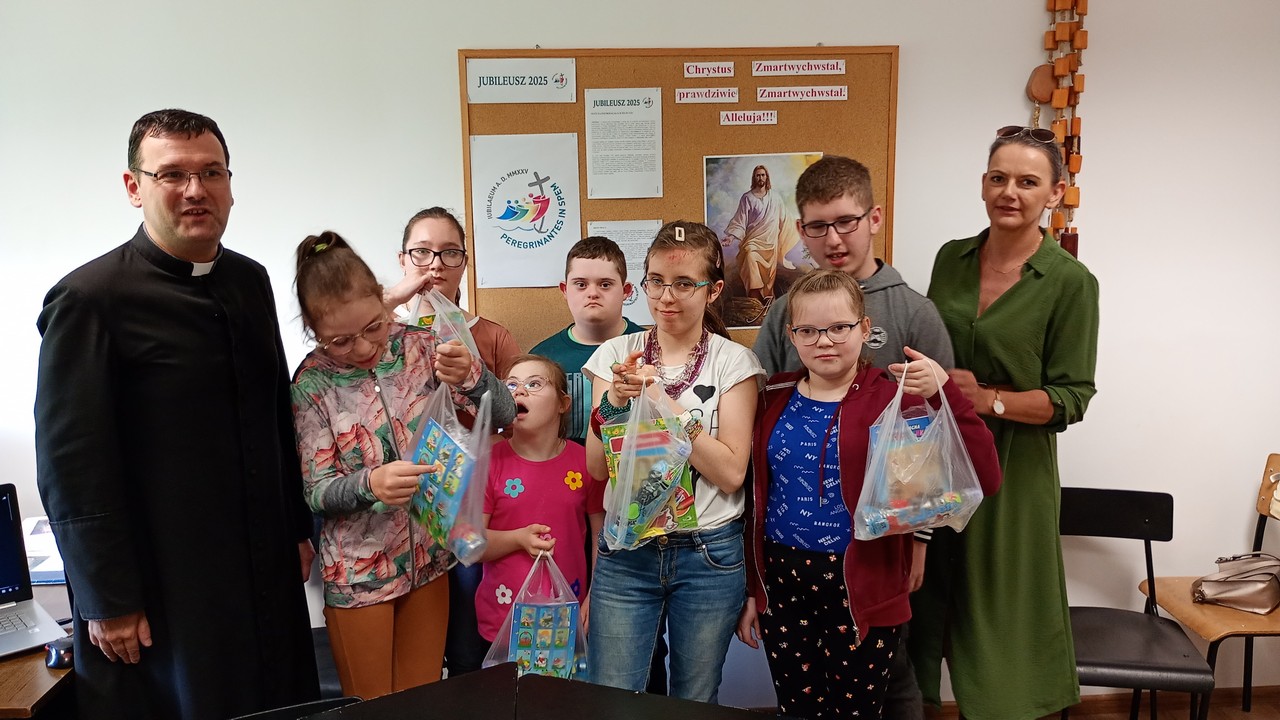 Palmy wielkanocne – konkurs szkolny z katechezy